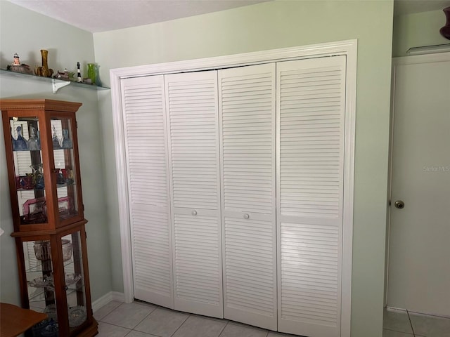 room details featuring tile patterned flooring