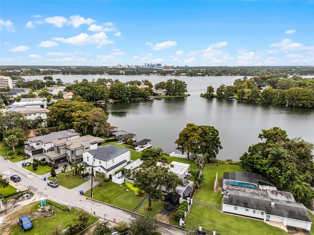 bird's eye view with a water view