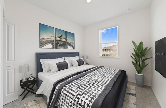 view of carpeted bedroom