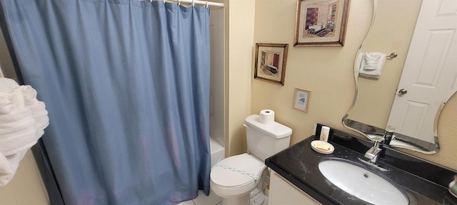 full bathroom featuring vanity, toilet, and shower / tub combo with curtain