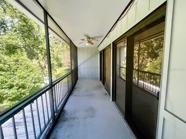 balcony with ceiling fan