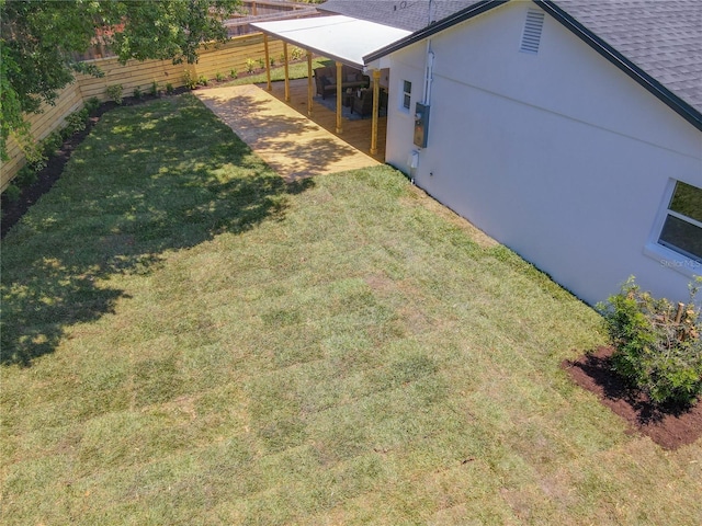 view of yard with a patio