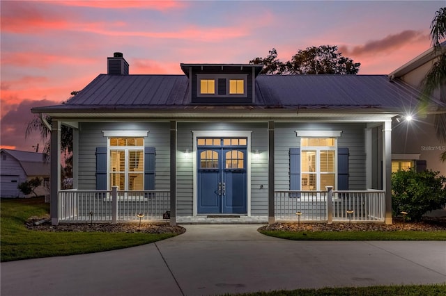 view of front of home with covered porch