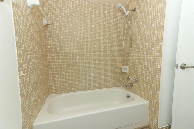 full bathroom with bathing tub / shower combination