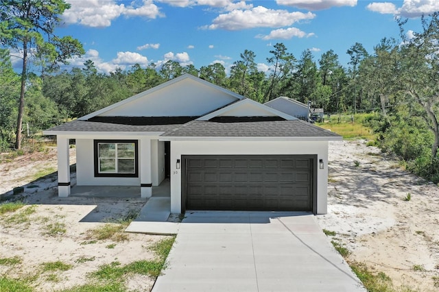 view of front facade featuring a garage