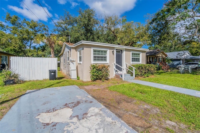 view of front of house with a front yard