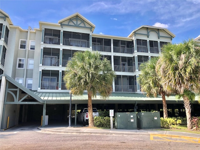 view of building exterior