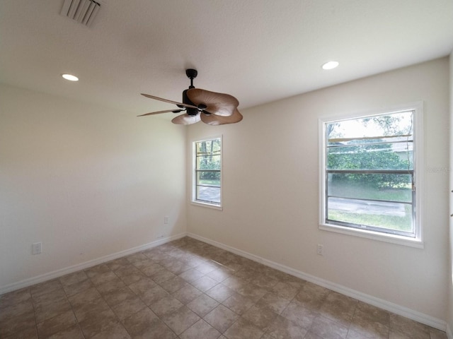 empty room with ceiling fan