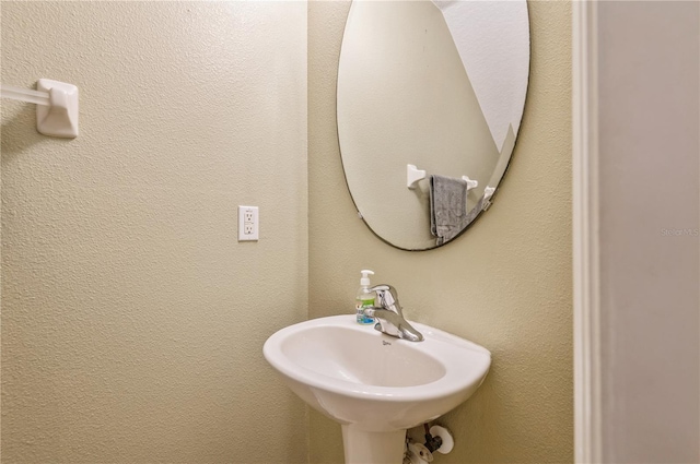 bathroom with sink