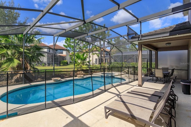 5295 Wildwood Way, Davenport, FL 33837 - view of pool with a patio, a pool with connected hot tub, and glass enclosure