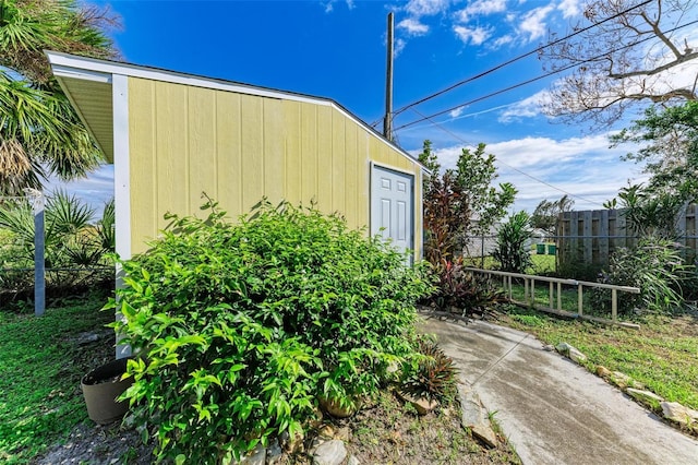 view of outbuilding