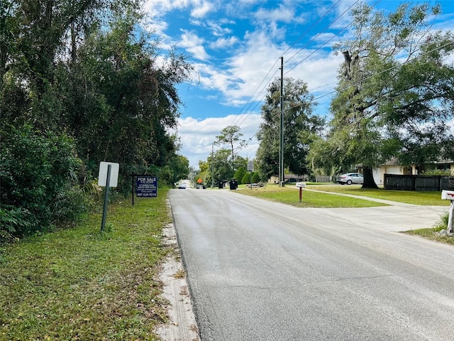 Listing photo 2 for 350 E Ohio Ave, Orange City FL 32763