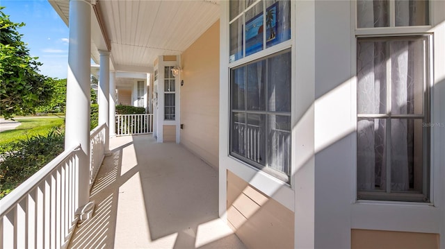 balcony with a porch