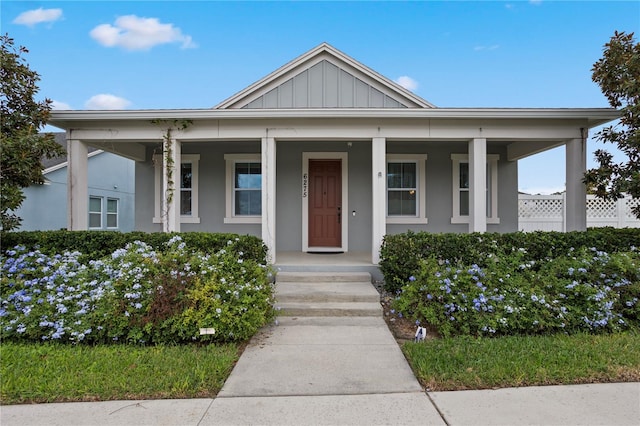 view of front of house