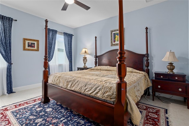 bedroom with ceiling fan