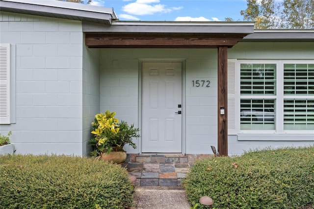 view of property entrance