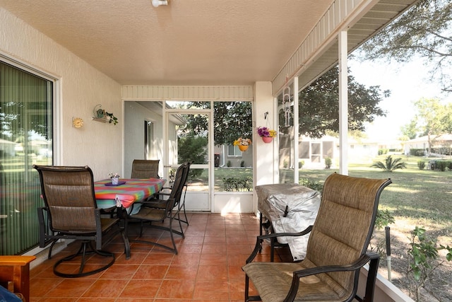 view of sunroom / solarium