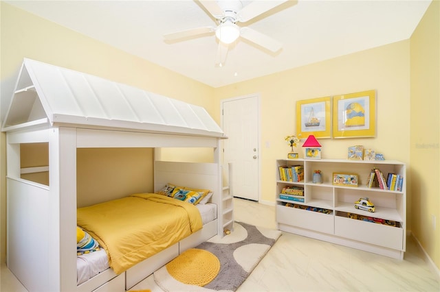 bedroom with ceiling fan