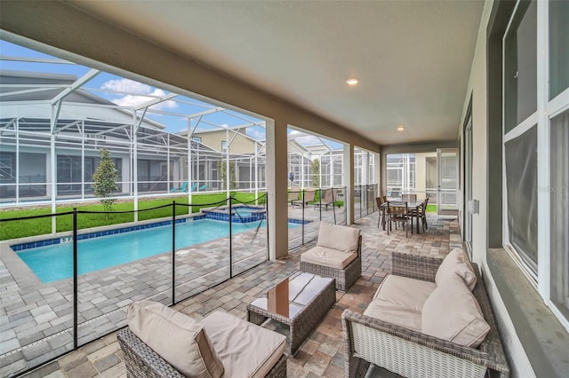 730 Drop Shot Dr, Davenport, FL 33896 - view of pool with outdoor lounge area, a patio, a pool with connected hot tub, and a lanai