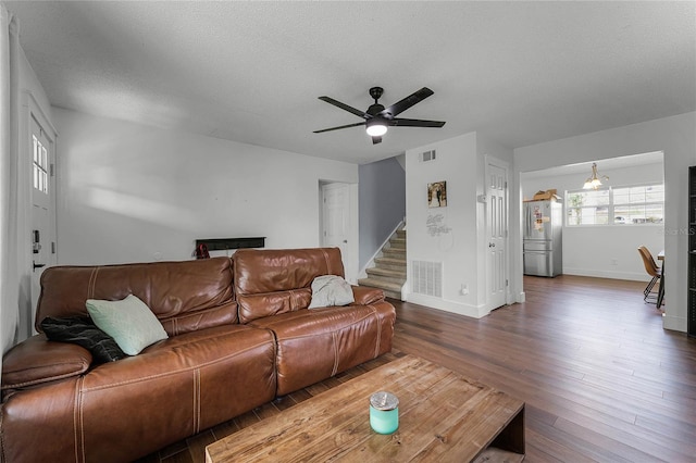 2935 Aein Rd, Orlando, FL 32817 - photo 4