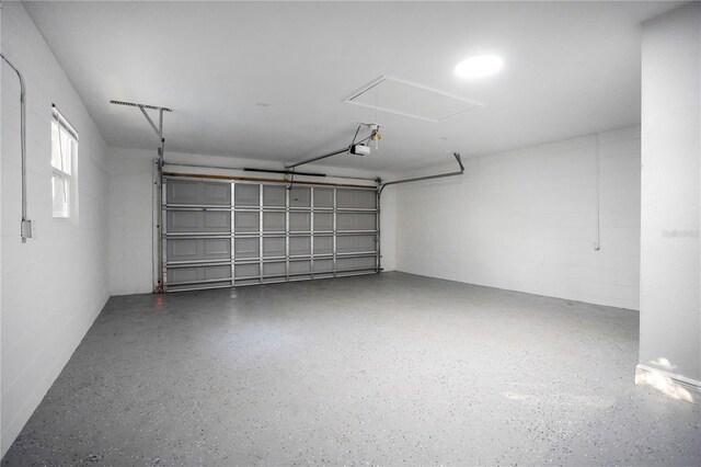 1213 Baranova Rd, Ocoee, FL 34761 - garage featuring concrete block wall