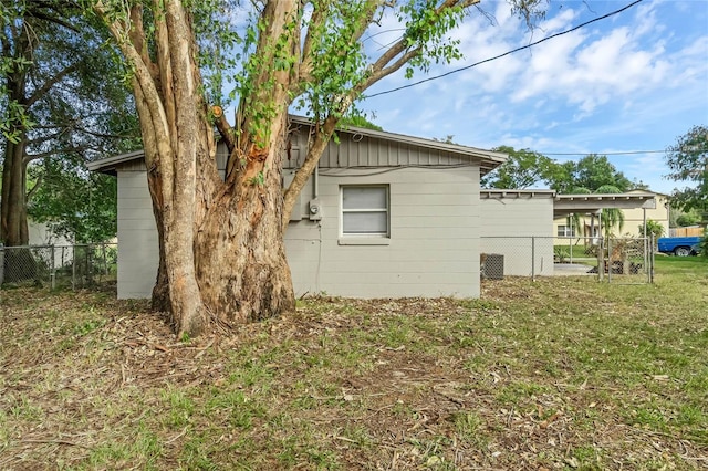 view of property exterior