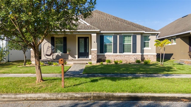 view of front of house featuring a front yard