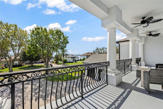 balcony featuring ceiling fan