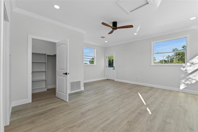 unfurnished bedroom with ceiling fan, light hardwood / wood-style flooring, and ornamental molding