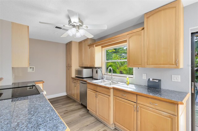 180 N Lakewood Cir, Maitland, FL 32751 - photo 13