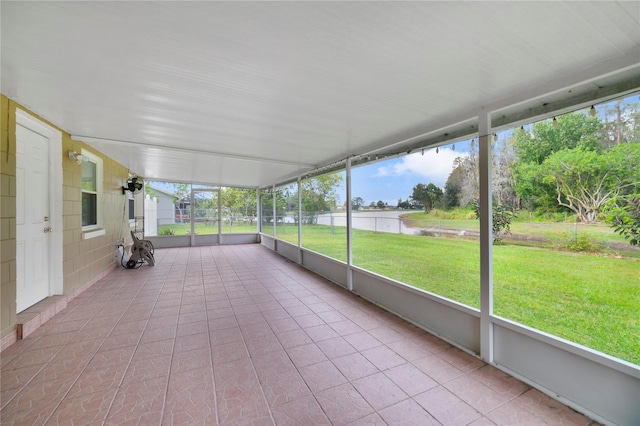 view of unfurnished sunroom