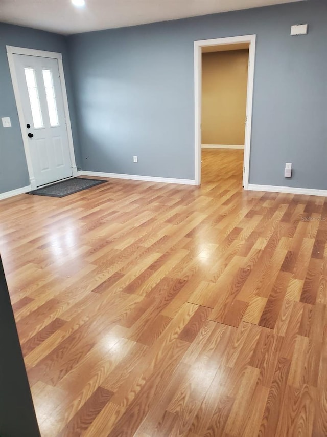 16 N Lancelot Ave, Orlando, FL 32835 - photo 9