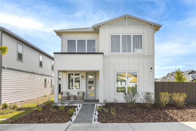 view of front of house with covered porch