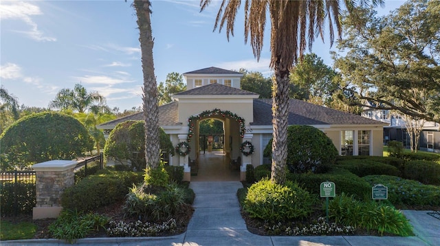 view of mediterranean / spanish-style home