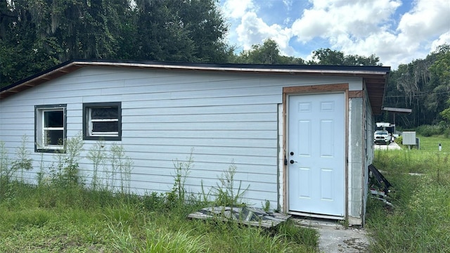 view of outbuilding