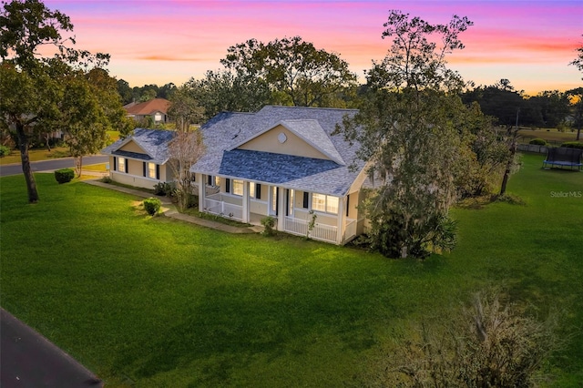 view of aerial view at dusk