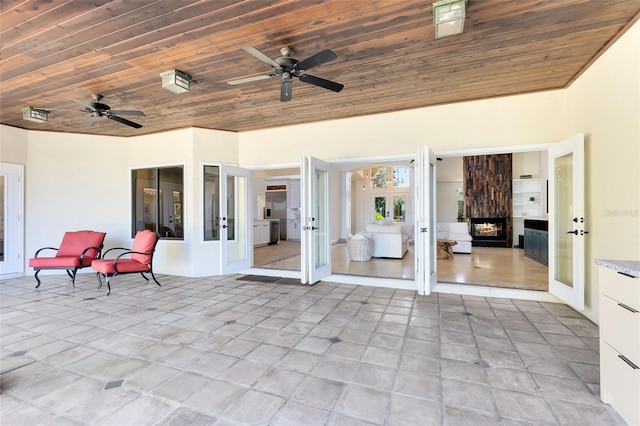 view of patio with ceiling fan