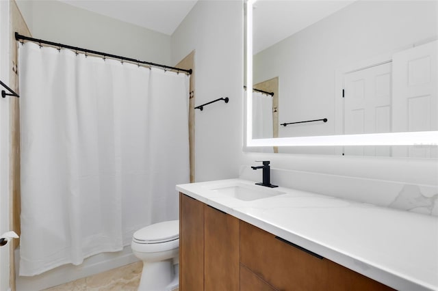 full bathroom with tile patterned floors, vanity, toilet, and shower / bath combo