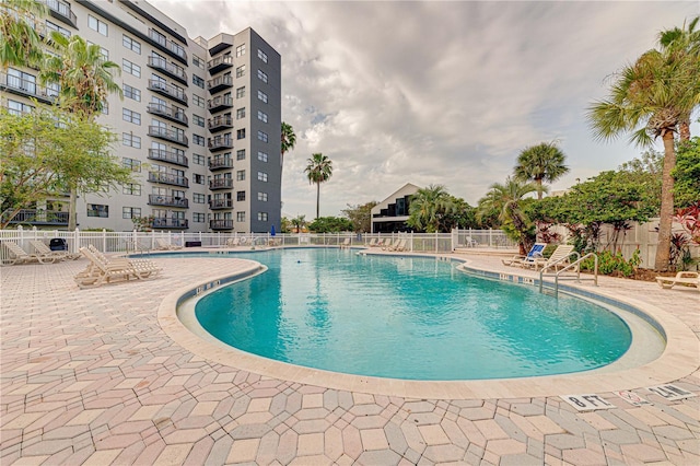 view of swimming pool featuring a patio