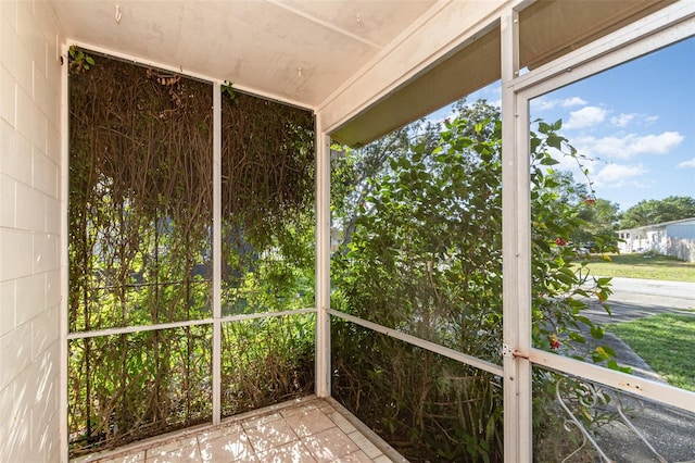 view of unfurnished sunroom