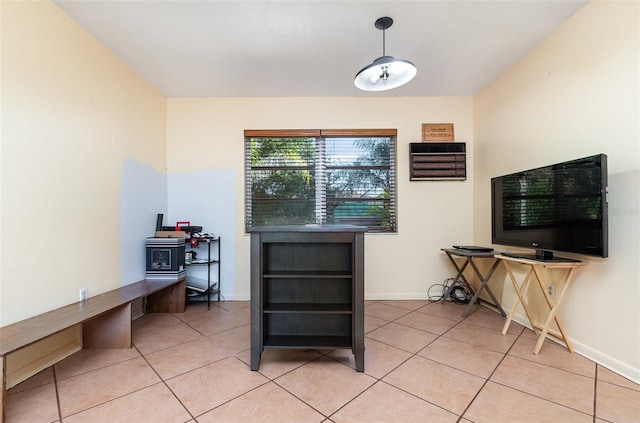 dining room with light tile patterned floors