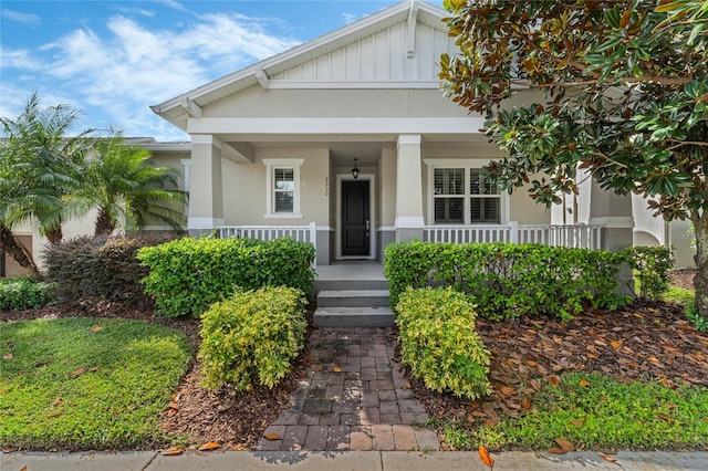 view of front of house featuring a porch