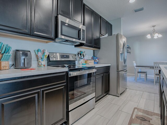 911 Avenal, Davenport, FL 33837 - photo 17