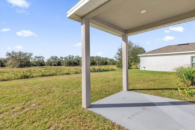 view of yard with a patio