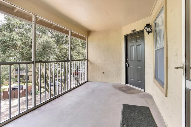 view of unfurnished sunroom