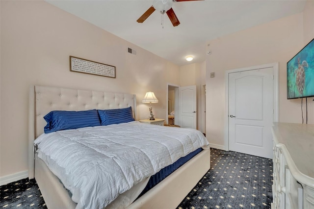 bedroom with ceiling fan