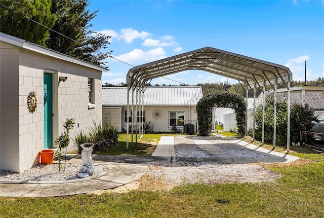 view of patio featuring a carport