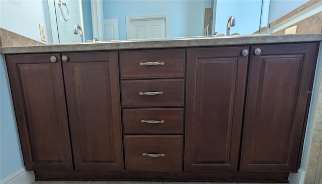 bathroom featuring sink