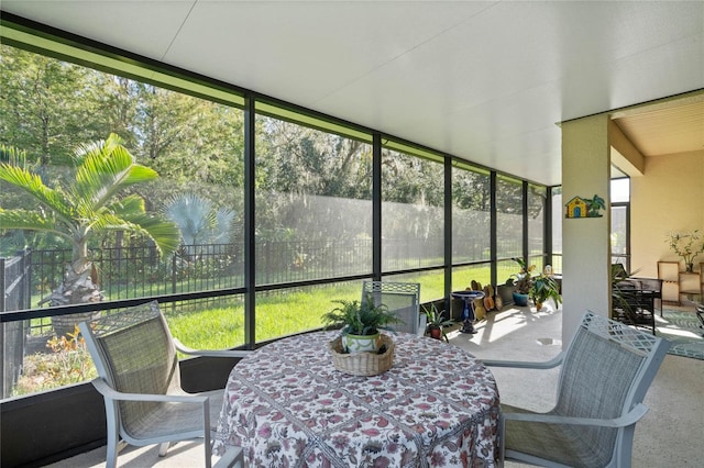 sunroom / solarium with a healthy amount of sunlight