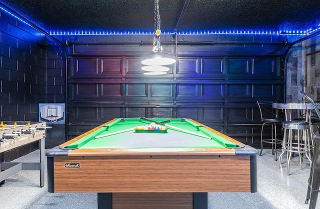 game room featuring billiards